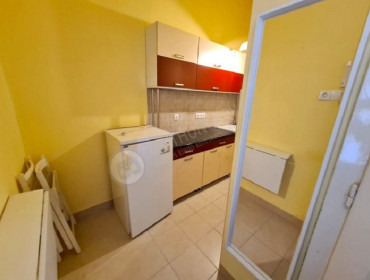 Népszínház utca-budapest-viii-kerulet-nepszinhaz-utca_12.jpg