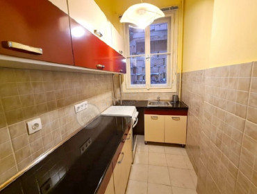 Népszínház utca-budapest-viii-kerulet-nepszinhaz-utca_15.jpg