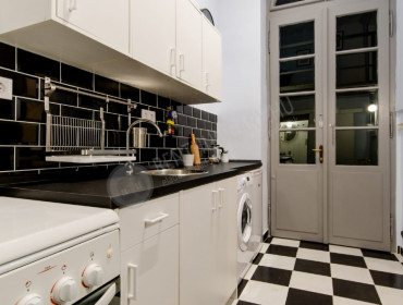 Jókai utca-budapest-vi-kerulet-jokai-utca_5.jpg