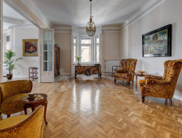 Balassi Bálint utca-budapest-v-kerulet-balassi-balint-utca_6.jpg