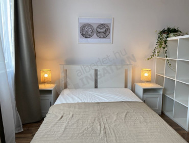 Corvin sétány-budapest-viii-kerulet-corvin-setany_3.jpg