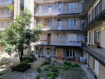 Várfok utca-budapest-i-kerulet-varfok-utca_24.jpg