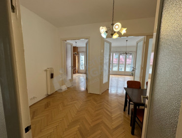 Semmelweis utca-budapest-v-kerulet-semmelweis-utca_2.jpg