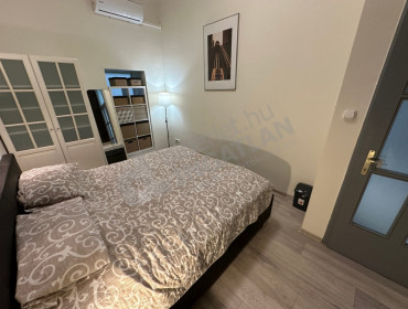 Váci utca-budapest-v-kerulet-vaci-utca_9.jpg