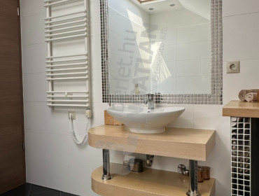 Andrássy út-budapest-vi-kerulet-andrassy-ut_16.jpg