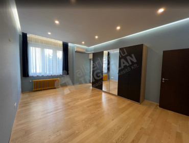 Szemere utca-budapest-v-kerulet-szemere-utca_8.jpg