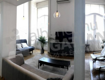 Belgrád rakpart-budapest-v-kerulet-belgrad-rakpart_3.jpg