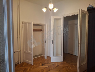 Üllői út-budapest-viii-kerulet-ulloi-ut_6.jpg