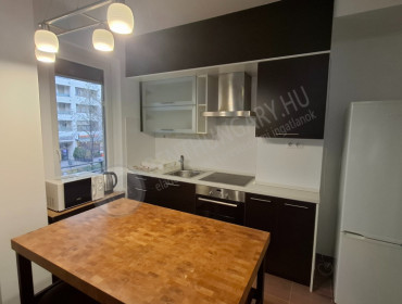 Corvin sétány-budapest-viii-kerulet-corvin-setany_8.jpg