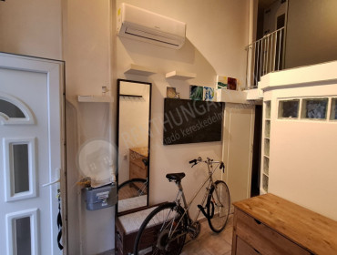 Holló utca-budapest-vii-kerulet-hollo-utca_9.jpg