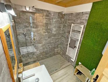 Nagymező utca-budapest-vi-kerulet-nagymezo-utca_6.jpg