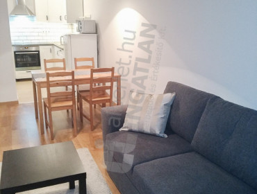 Corvin sétány-budapest-viii-kerulet-corvin-setany_4.jpg