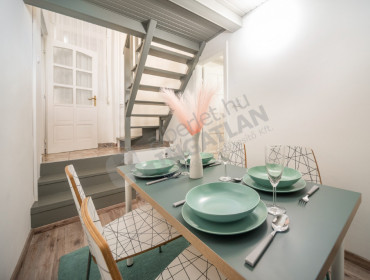 Attila út-budapest-i-kerulet-attila-ut_2.jpg