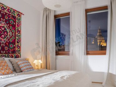 Paulay Ede utca-budapest-vi-kerulet-paulay-ede-utca_2.jpg