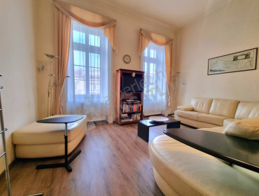 Bajcsy-Zsilinszky út-budapest-vi-kerulet-bajcsy-zsilinszky-ut_6.jpg