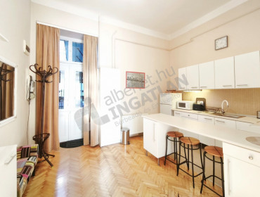 Vörösmarty utca-budapest-vi-kerulet-vorosmarty-utca_11.jpg