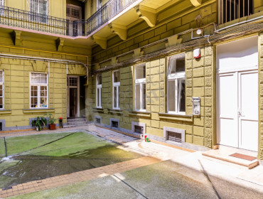 Csalogány utca-budapest-i-kerulet-csalogany-utca_2.jpg