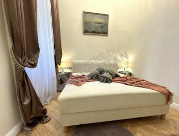Jókai utca-budapest-vi-kerulet-jokai-utca_29.jpg