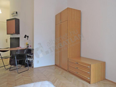 Logodi utca-budapest-i-kerulet-logodi-utca_3.jpg